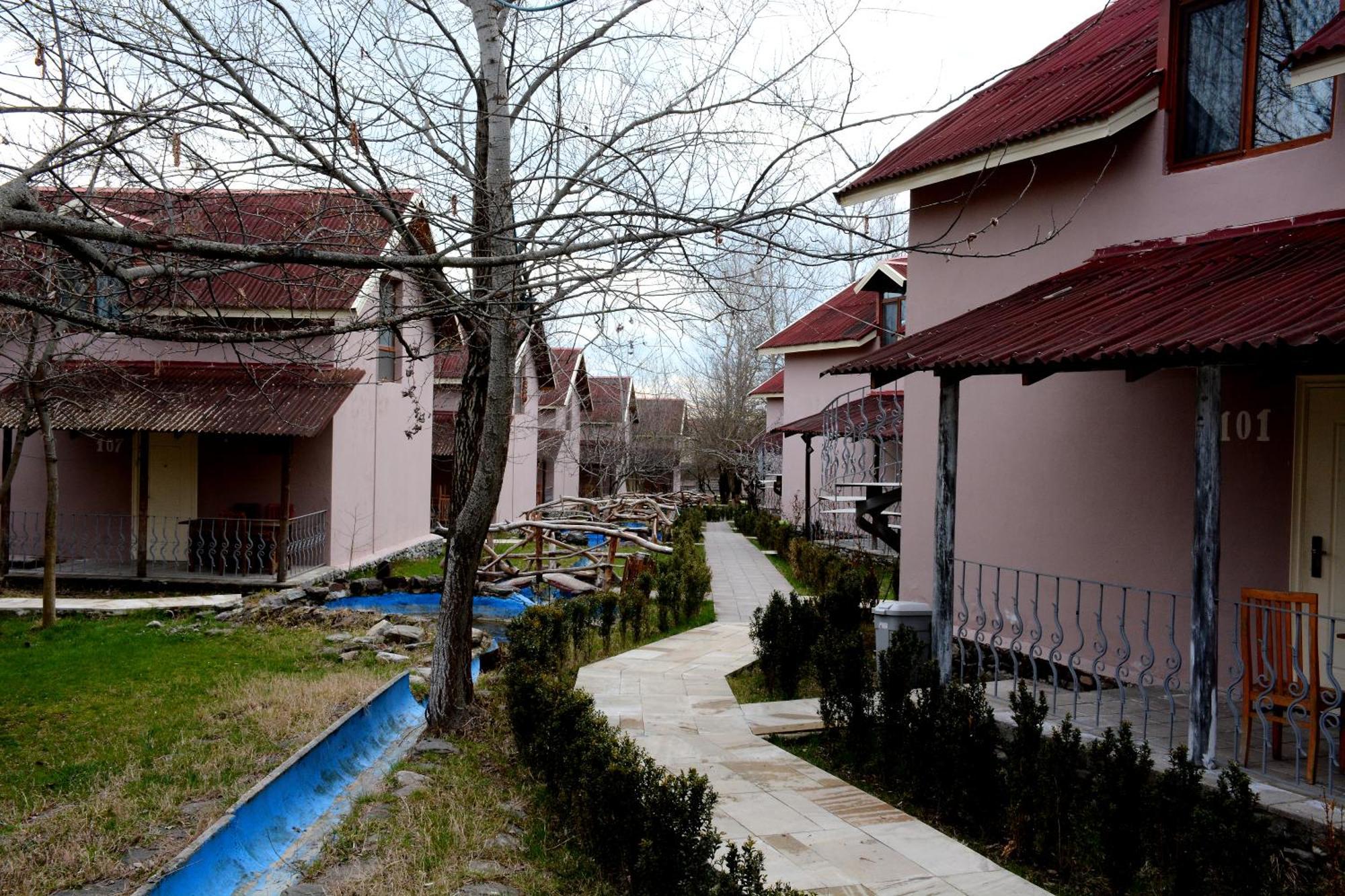 Gabala Semerana Riverside Hotel Exterior foto